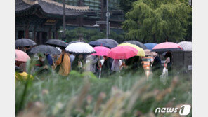 [날씨] 동해안 누적 70㎜ 비…서울 26·광주 29도