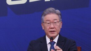 ‘국민의힘 공세·경선 불복’ 이재명 ‘사면초가’…호남 민심 향배는