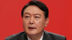 윤석열, 가난 경험 질문에 “가난한 친구들 천지…고시생 때 생라면”