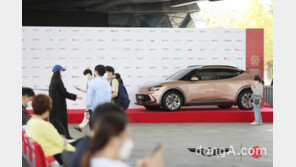 제네시스, 부산국제영화제서 GV60 전시