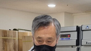 “시한부 암 딛고 코로나 희생자 시신 수습 봉사”