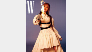 이효리, ‘2021 MAMA’ 호스트…첫 여성 MC