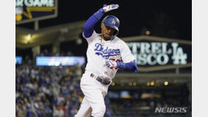 다저스, SF 꺾고 기사회생…NLDS 5차전으로 승부 원점