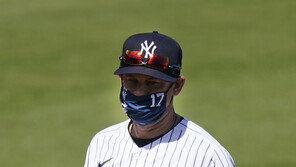 ESPN “애런 분 감독, 내년도 양키스 사령탑 맡을 것”