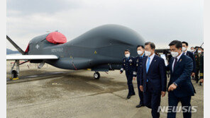 1조 짜리 글로벌호크, 결함 탓 비행 못해…‘무용지물’ 뭇매