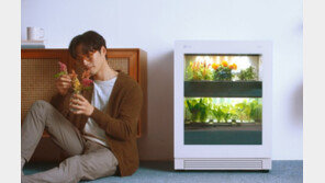 LG전자, 식물생활가전 ‘LG 틔운’ 출시