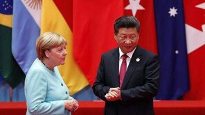 시진핑, 메르켈과 화상 작별…“오랜 친구“ 시종일관 미소 ‘이례적’