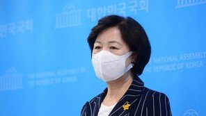 추미애, 尹 정직 징계 유지에 “늦었지만 진실 외면 않아, 환영”