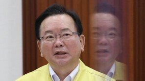 18일부터 사적모임 수도권 8명, 비수도권 10명까지 가능