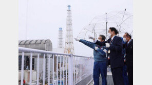 후쿠시마 방문 日기시다 “미룰 수 없는 과제”…오염수 방류 확인