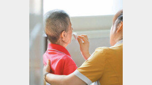 코로나에… ‘존엄한 죽음’ 빼앗긴 말기환자들 