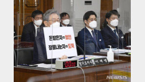 진중권 “국민의힘이 100% 공공개발 막았다? 李 주장은 거짓말”