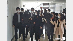 첫 구속 LH직원 ‘1년6개월’ 실형 선고…“내부정보 이용 부동산투기”