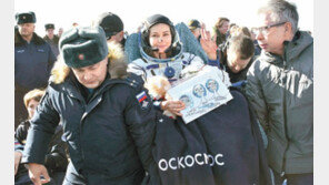 세계 최초 우주서 영화 촬영… 12일 만에 지구 귀환