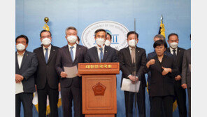 호남 국회의원들 “전두환 찬양 윤석열은 후보직 사퇴해야”