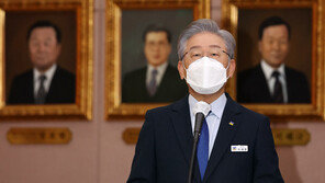 이재명 “유동규 인사 개입? 절차 기억 안나…권한 있으면 사인은 했을 것”