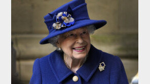 95세 엘리자베스 여왕, ‘올해의 노인상’ 거절한 이유는?
