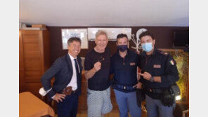 길에서 주운 신용카드가 美영화배우 해리슨 포드의 것?