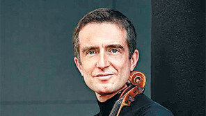 “음악이든 문학이든 위대한 예술은 향기가 있죠”