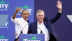 민주당 주지사 선거 지원 나선 오바마