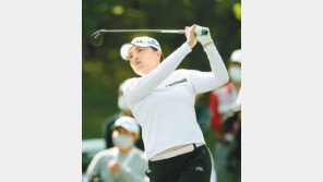 “골프 사춘기” 이겨낸 고진영, 구옥희 첫승 33년만에 韓통산 200승 