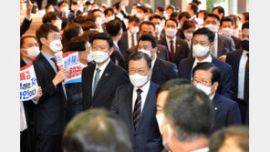 이준석, 文대통령 만나 “대장동 수사, 활력 넣어달라”