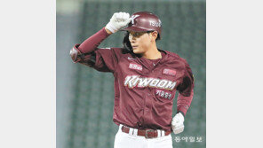 이정후, 아버지도 못한 ‘사이클링 히트’