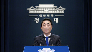 박수현 “文대통령·이재명, 축하·덕담 외 다른 말씀 나누겠나”