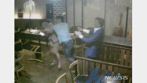 술자리서 여성 MC 마구 때린 건설업자, 불구속 송치