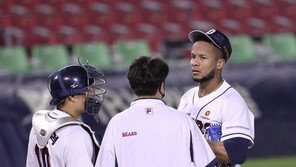 두산, 가을야구 경쟁 한창인데…미란다, 어깨 부상으로 2군행