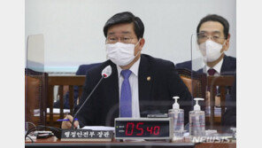 전해철, ‘일산대교 무료화’ 논란에 “유료는 상당히 문제”