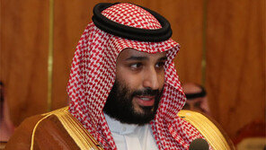 “빈살만 왕세자는 사이코패스… 백부 국왕 죽이려 했다” 