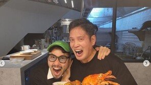 ‘미친 인맥’ 노홍철, 정용진과 어때동무 “놀이동산 다녀온 듯”…무슨 일?