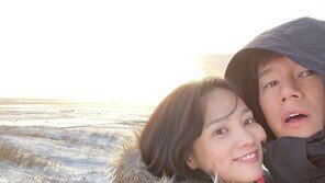 윤승아♥김무열, 아이슬란드서 꼭 끌어안고 ‘달달’ 럽스타그램 