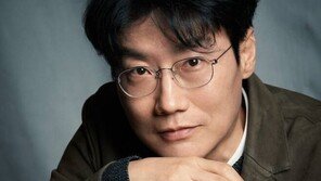 ‘오징어게임’ 황동혁 감독, 미국 농구스타 비판에…“결말 안 바꿔”