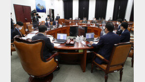 북한, 전년 대비 탈영병 80% 증가…경제악화·노력동원 때문