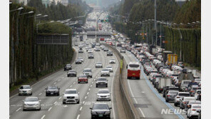 단풍철 맞아 교통량 증가…부산→서울 5시간52분