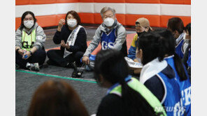 이재명 “재난지원금, 1인당 30~50만원은 추가 지급해야”