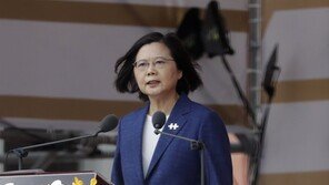 “대만주둔 미군 32명” 보도에 中 “어벤져스냐” 조롱 