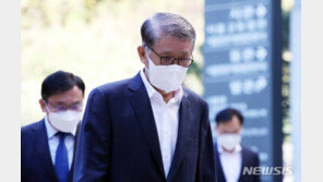 ‘횡령·배임 혐의’ 최신원 SK네트웍스 회장 사임…박상규 대표 체제로