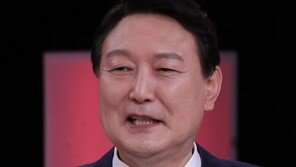 윤석열 “대통령 된다고 금방 안 달라지지만, 법치 세울 것”