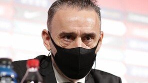 벤투 감독, 이강인 또 제외 “잘하고 있지만…”