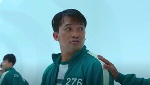 ‘오징어게임’ 필리핀 배우 “한국 여성이 얼굴에 양배추 던져”