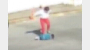 “말 안 들어서…” 도로서 6살子 무차별 폭행한 친모 