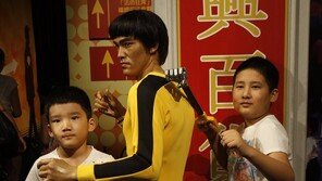 ‘이소룡 딸’ 섀넌 리, 촬영장 총기 안전 교육 강화 주장