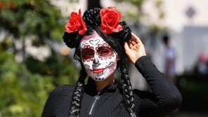 코코 잘 지내나요?…멕시코 축제 ‘죽은 자들의 날’[청계천 옆 사진관]