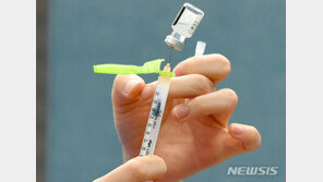 화이자 “내년 봄 4차접종 임상…매년 접종 판단 자료”
