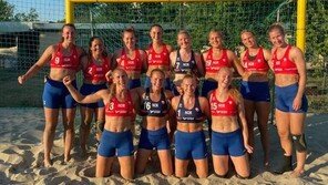 비치핸드볼 여자선수들, 비키니 해방됐으나 ‘딱 붙는 반바지’ 입어야