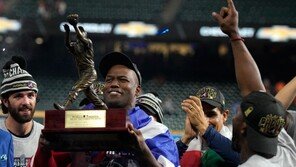 펄펄 난 ‘이적생’ 솔레르…애틀랜타에 월드시리즈 우승 안겼다