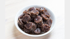 ‘위생 논란’ 순대업체 측 “악의적 제보, 법적 대응할 것”